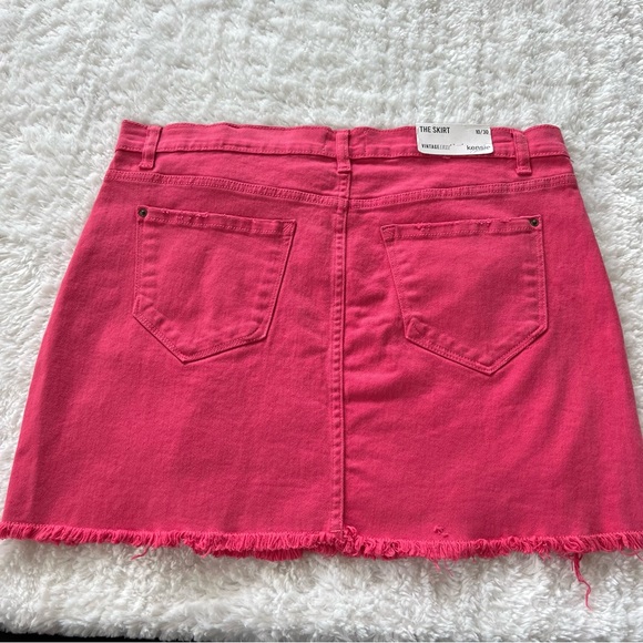 Kensie Jeans Vintage Lux Hot Pink Denim Mini Skirt - Picture 4 of 6
